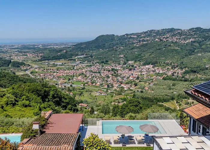 Villa Elena 9&1, Emma *